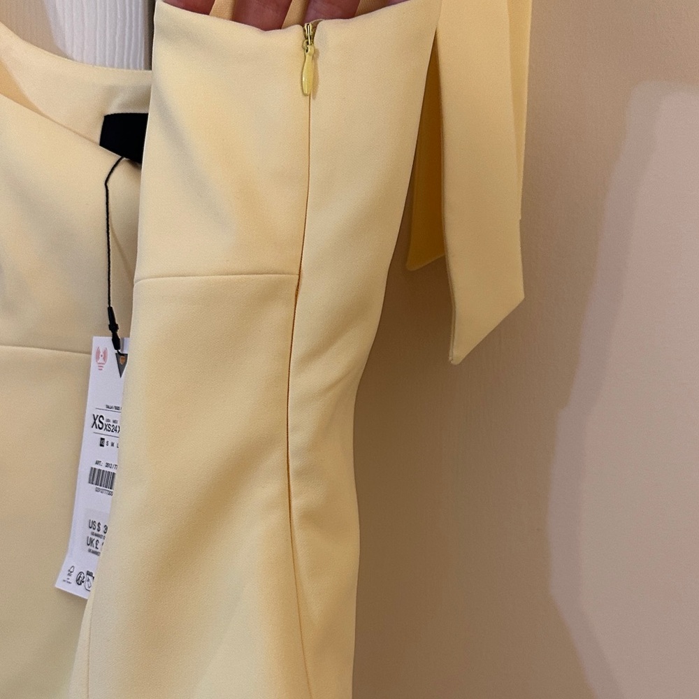 Yellow Top - Picture 4 of 5